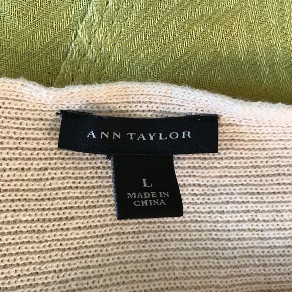 Ann Taylor sweater - Picture 7 of 7